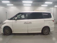 Honda ELYSION лот № 10079 оценка R  с аукциона в Японии 3