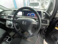 Honda ELYSION лот № 10134 оценка 3  с аукциона в Японии 6