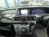 Honda ELYSION лот № 10134 оценка 3  с аукциона в Японии 8