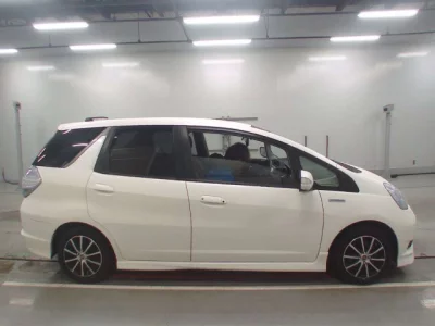 Honda FIT SHUTTLE