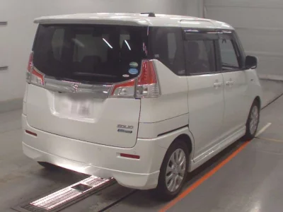Suzuki Solio