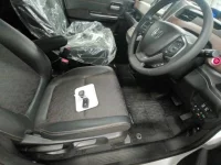 Honda FREED лот № 30001 оценка 4.5  с аукциона в Японии 7