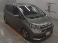 Honda FREED лот № 30007 оценка 5  с аукциона в Японии 4