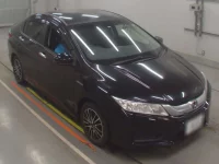 Honda GRACE лот № 30467 оценка 3.5  с аукциона в Японии 4