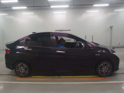 Honda GRACE
