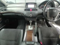 Honda INSPIRE лот № 10063 оценка 3.5  с аукциона в Японии 8