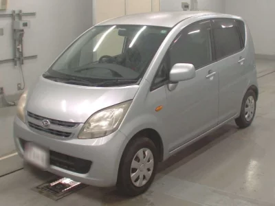 Daihatsu MOVE  с аукциона в Японии