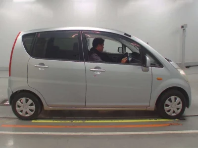 Daihatsu MOVE  с аукциона в Японии