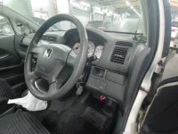 Honda STREAM лот № 10050 оценка 4  с аукциона в Японии 6