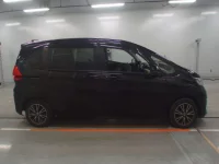 Honda FREED лот № 30848 оценка 3.5  с аукциона в Японии 2