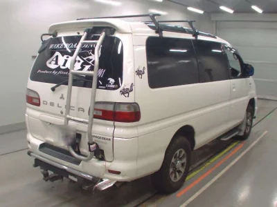 Mitsubishi DELICA  с аукциона в Японии