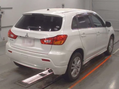Mitsubishi RVR