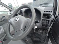 Mazda BONGO VAN лот № 10296 оценка 3  с аукциона в Японии 6