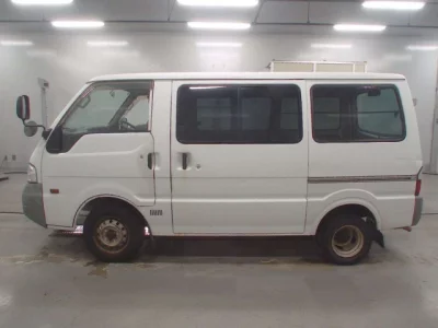 Mazda Bongo Van