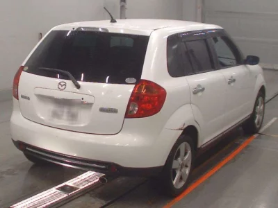 Mazda Verisa