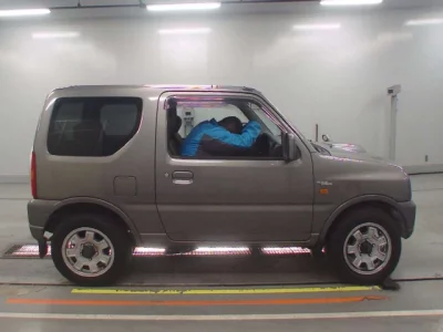 Suzuki JIMNY  с аукциона в Японии