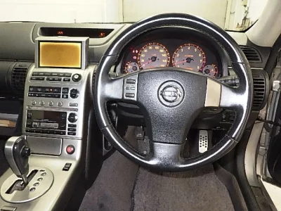 Nissan SKYLINE  с аукциона в Японии