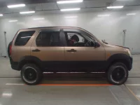 Honda CR-V лот № 10307 оценка R  с аукциона в Японии 2