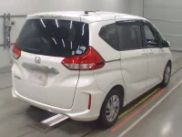 Honda FREED лот № 30646 оценка 3.5  с аукциона в Японии 1