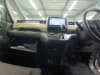 Honda FREED лот № 30646 оценка 3.5  с аукциона в Японии 8