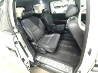 Honda ELYSION лот № 40157 оценка 4  с аукциона в Японии 9