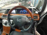 Honda ELYSION лот № 40157 оценка 4  с аукциона в Японии 6