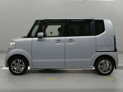 Honda N BOX  с аукциона в Японии
