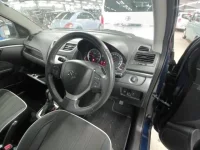 Suzuki SWIFT лот № 30688 оценка 3.5  с аукциона в Японии 6