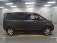 Mitsubishi DELICA D5 лот № 30574 оценка 3.5  с аукциона в Японии 2