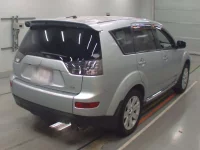 Mitsubishi OUTLANDER лот № 10386 оценка 3.5  с аукциона в Японии 1