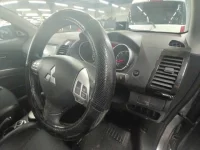 Mitsubishi OUTLANDER лот № 10386 оценка 3.5  с аукциона в Японии 6