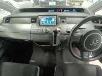 Honda STEP WAGON лот № 30570 оценка 3  с аукциона в Японии 7