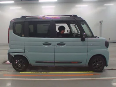 Suzuki Spacia Gear