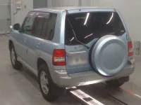 Mitsubishi PAJERO IO лот № 30547 оценка 3.5  с аукциона в Японии 5