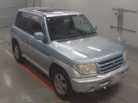 Mitsubishi PAJERO IO лот № 30547 оценка 3.5  с аукциона в Японии 4