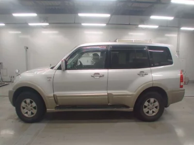 Mitsubishi PAJERO  с аукциона в Японии