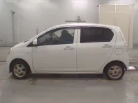 Daihatsu MIRA E S лот № 584 оценка 4  с аукциона в Японии 3