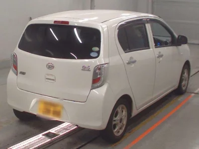 Daihatsu MIRA E S  с аукциона в Японии