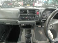 Suzuki JIMNY лот № 568 оценка 2  с аукциона в Японии 8