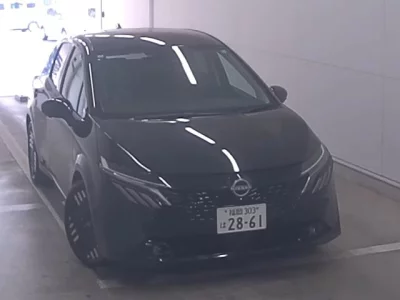 Nissan Aura