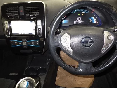 Nissan LEAF  с аукциона в Японии