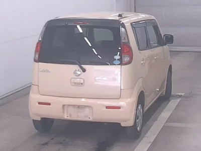 Nissan MOCO  с аукциона в Японии