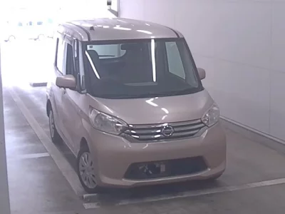 Nissan DAYZ ROOX  с аукциона в Японии