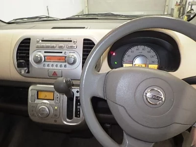 Nissan MOCO  с аукциона в Японии