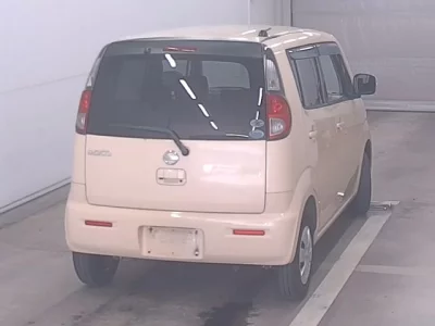 Nissan MOCO  с аукциона в Японии