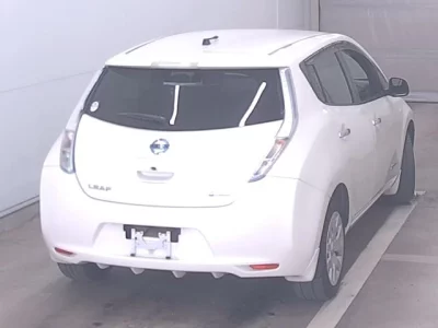 Nissan LEAF  с аукциона в Японии