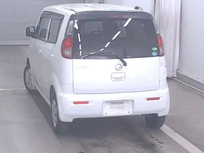 Nissan MOCO  с аукциона в Японии