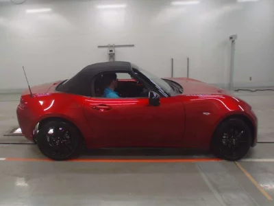 Mazda Roadster