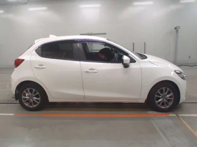 Mazda Mazda2