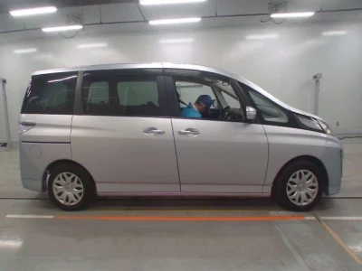 Mazda BIANTE
